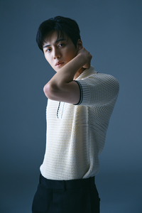 ‘박훈정의 남자’ 김선호, 홍자매 신작으로 2년만 안방 컴백 초읽기