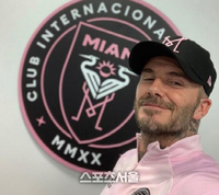 마이애미 ‘구단주’ 맞네…베컴, 메시 이적 소식에 메시지만 약 100만개 받았다