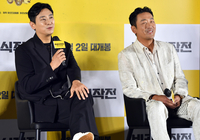 [포토]‘비공식작전’ 환상의 콤비 하정우와 주지훈