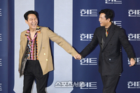 ‘청담부부’ 드디어 나란히 감독 데뷔! 정우성 연출 ‘보호자’ 8월 15일 개봉 확정