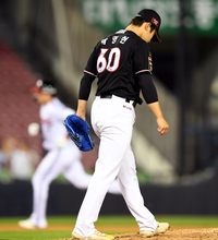 “나갈 투수가 없었다”…7회 동점 홈런 상황, KT 이강철 감독의 탄식 [백스톱]