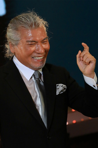 ‘영원한 전설’ 나훈아, 10일 깜짝 신곡 ‘새벽’ 발매…1년 5개월만