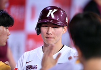 [포토]‘벤자민 퍼펙트 깨고 동점득점’ 김혜성