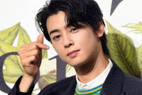 [포토]차은우, 하트도 멋지게!