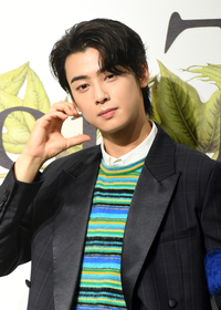 [포토]볼 하트 만들어 보이는 차은우