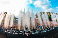 오사카 ‘워터밤’에서 사망사고 발생…물대포 맞고 스태프 사망