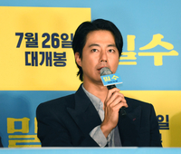 [포토] 조인성 '시원시원한 이목구비'