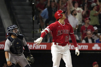 “들어는 볼게”로 점화된 오타니 트레이드, 전설 투수는 핀스트라이프 입으면 양키스 우승 전망[SS포커스]