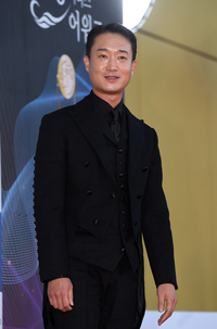 [포토]청룡시리즈 어워즈 참석하는 조우진