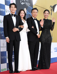 [포토]청룡시리즈 어워즈 함께 참석하는 '형사록 시즌2'의 배우들