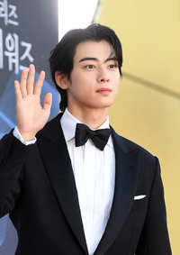 [포토]차은우, 조명보다 눈부신 얼굴로