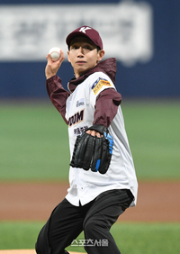 [단독] 봉태규 FA…10년 넘게 함께 한 매니저와 결별