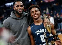 르브론 제임스 19세子, 농구훈련 중 심장마비로 쓰러져 중환자실 이송