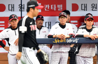 사령탑 무한 신뢰에도 지독한 하루 보낸 국가대표 3루수, 공수 활약 다 지워졌다[SS수원in]