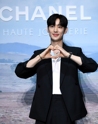 [포토] 이제훈 '사랑해요'