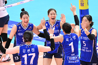 황민경 안 뛰어도 강하다…기업은행, GS 3-0 완파하며 2연승[SS현장]