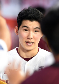 [포토]추가 득점 올린 키움 김혜성