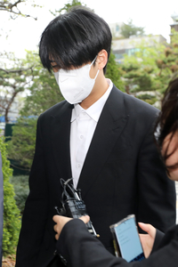 ‘병역 비리’ 라비, 실형 면했다…나플라 징역 1년 선고