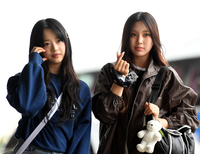 [포토] 뉴진스 하니-혜인 '볼하트 -손하트 사랑스러워'