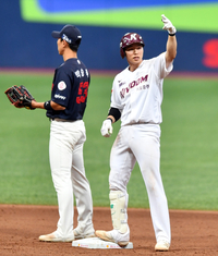 [포토]‘역전 2루타’ 김혜성