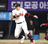 [포토] 황재균 '병살타를 치다니'