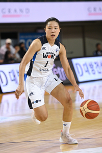 박지현 30점 우리은행 박신자컵 3연승 4강행 확정, 신지현 22점 하나원큐는 첫 승