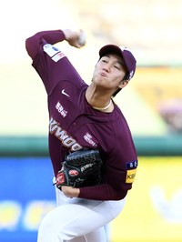 수술대 오른 안우진→‘관리=휴식’ 인식에 경고등→아마추어 시스템 재편해야[장강훈의 액션피치]