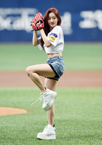 [포토]키스오브라이프 쥴리의 시구