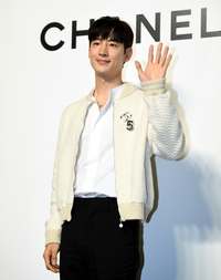 [포토] 이제훈 '다정다감'