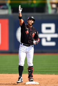 [포토] 적시 2루타 황재균 '승리가 보인다'