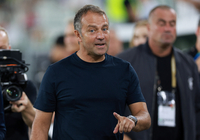 월드컵 조별리그 탈락 때도 안 잘랐는데…인내심 한계 도달한 독일 일본전 대패 뒤 플릭 감독 경질, 그런데 후임 후보가 클린스만?