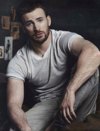 40대 캡틴 아메리카, ‘16세 연하♥’와 결혼 위해 비밀유지계약서 및 휴대폰 수거[할리웃톡]