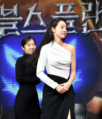 [포토]‘TV에서 만나요!’ S대 경영학과 출신 배우이시원