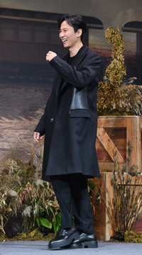 [포토] 김남길 '미소 장착하고 입장'