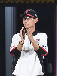 LG 염경엽 감독 “12승 9패하면 안정권”…29년 만의 우승까지 11승 남아 [SS시선집중]