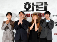 [포토] 송중기-김창훈 감독-김형서(비비)-홍사빈, 간절함을 담아