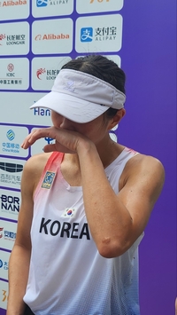 “사격만 잘했다면” 근대5종 女개인 은메달 김선우, 아쉬움에 흘린 눈물…그래도 한국 첫 메달[SS항저우스타]