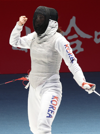 “짜요” 중국의 일방적 응원 속…여자 플러뢰 홍세나, 결승 진출 좌절, 동메달 획득[SS항저우in]