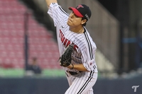 “우승 할 수 있으면 괜찮다” 방출 후 9구단에 전화 돌렸던 베테랑의 간절함, 29년만에 새 역사 향한다[SS인터뷰]