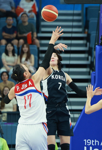 ‘박지수+강이슬+김단비=50점’ 한국, 북한 81-62 완파...1Q 열세→2Q 각성→넉넉한 대승 [SS항저우in]