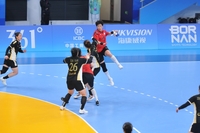 ‘류은희 7골-이미경 6골’ 女핸드볼, 중국 꺾고 결승行...3연패+8번째 금메달 쏜다 [SS항저우in]