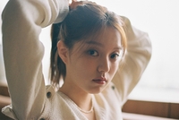 로시, 12일 싱글 ‘썸띵 캐주얼’ 발매! 화장기 옅은 얼굴 ‘눈길’