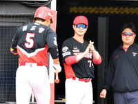 [포토]‘김도영 투런포에 박수가 절로’ 김종국 감독