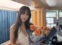 ‘후디에 반바지’ 컴백 앞둔 이효리, 점점 어려지는 이목구비