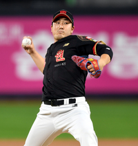 [포토] 조이현 '역투'