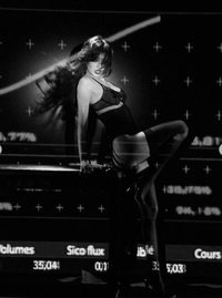 블랙핑크 리사, 19금 ‘크레이지 호스’ 공연 사진 공개..파격 노출에 ‘깜짝’