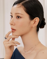 ‘서현공주’ 납시오! 서현, 잔머리마저 귀족적 화보 공개