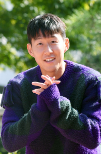 [포토]손흥민, '후배들의 금메달을 축하합니다!