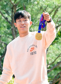 [포토]정우영, '금메달 따 왔어요!'