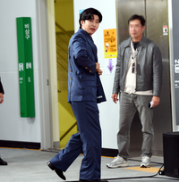 [포토] 전현무 요청에 갑자기 무대 오르는 임영웅